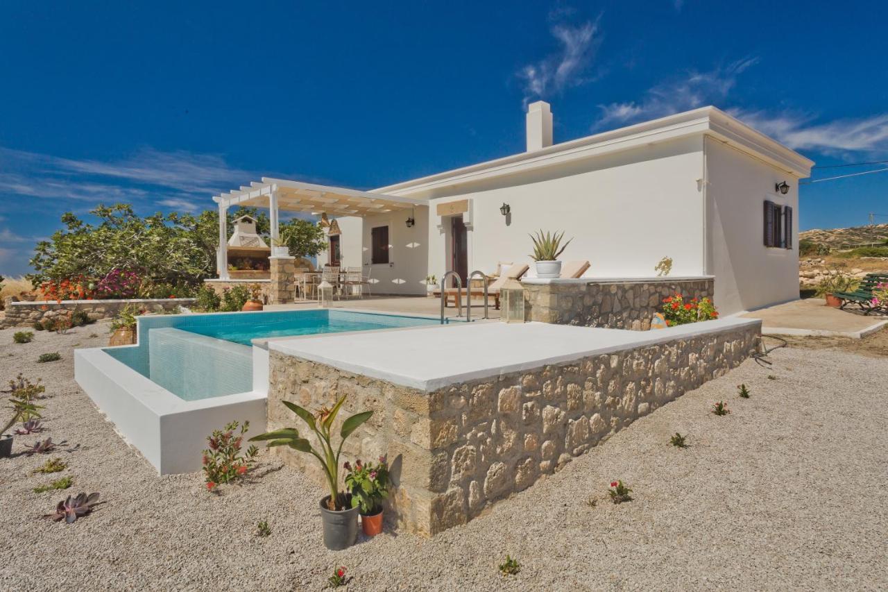 Villa Symone Afiartis Bagian luar foto